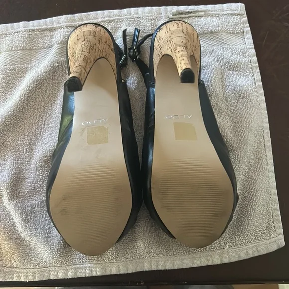 Also heals - Picture 3 of 4